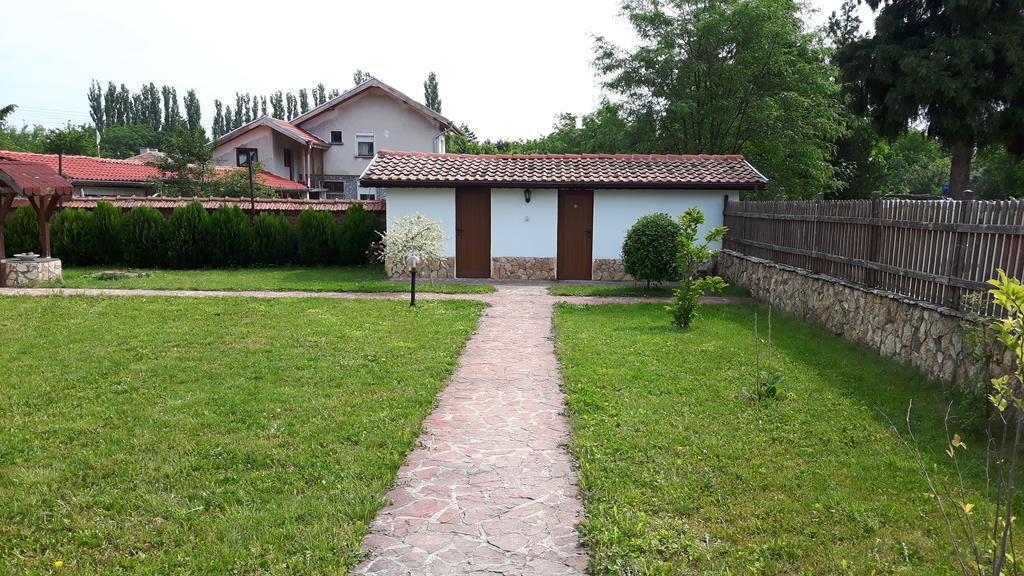 Complex Fretly Villa Gorni Dabnik Kültér fotó